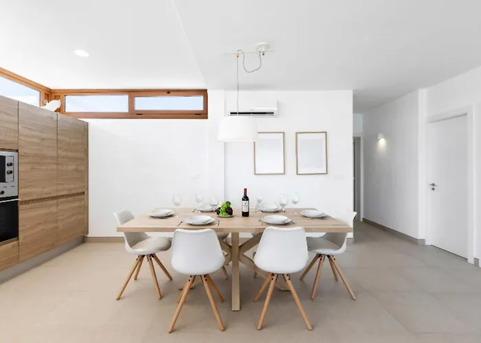 Willa Altos Anane 10a By Escape